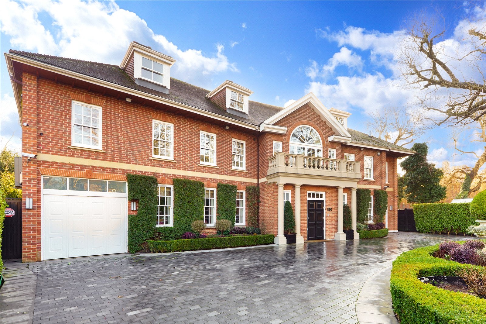 Gallery 50 Sheldon Avenue